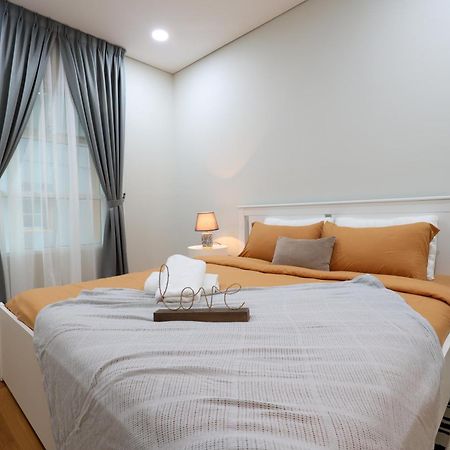 Calm Sojourn, Sky Suites Klcc 吉隆坡 外观 照片